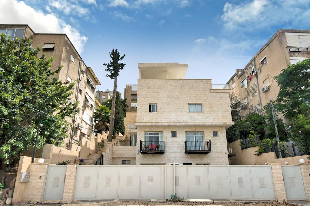 Casa De Aharon Apartments ハイファ エクステリア 写真