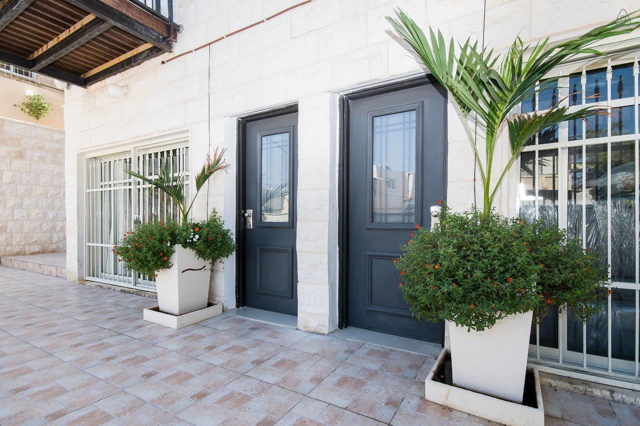 Casa De Aharon Apartments ハイファ エクステリア 写真