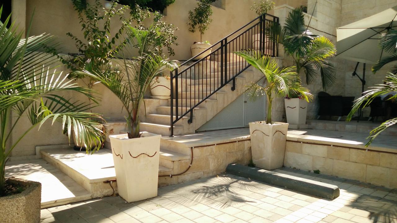 Casa De Aharon Apartments ハイファ エクステリア 写真