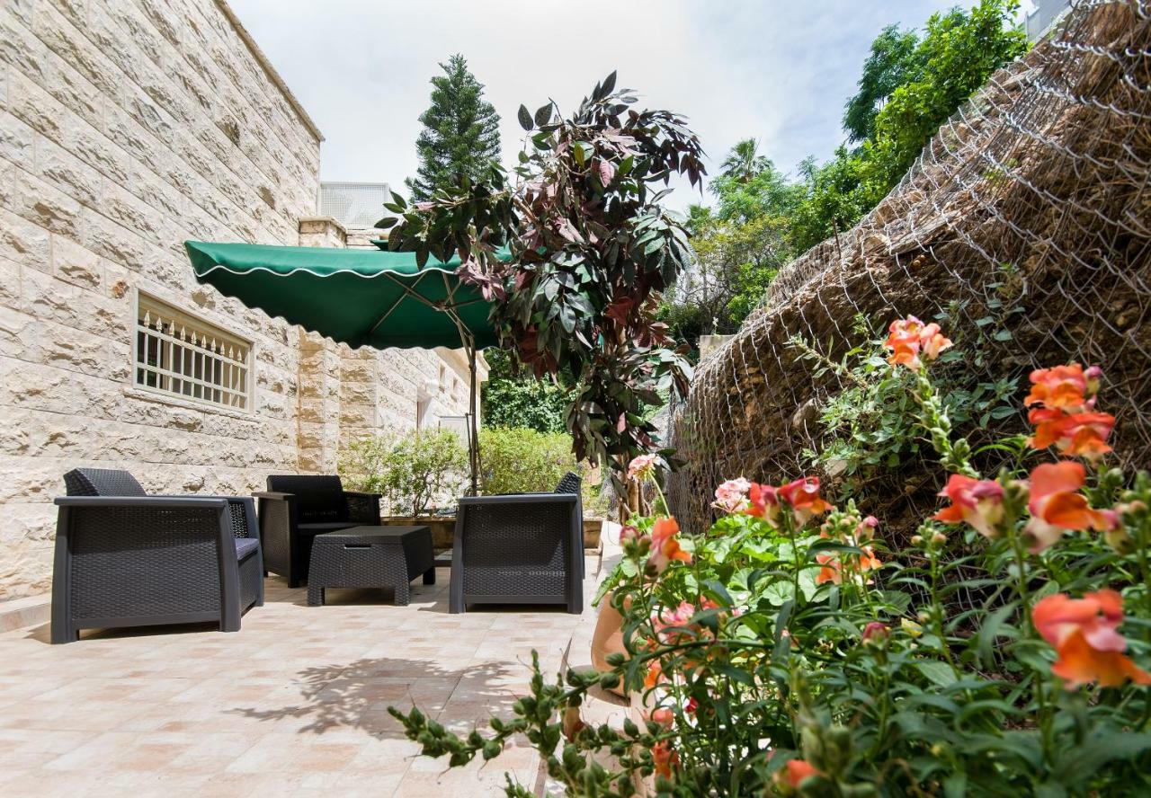 Casa De Aharon Apartments ハイファ エクステリア 写真